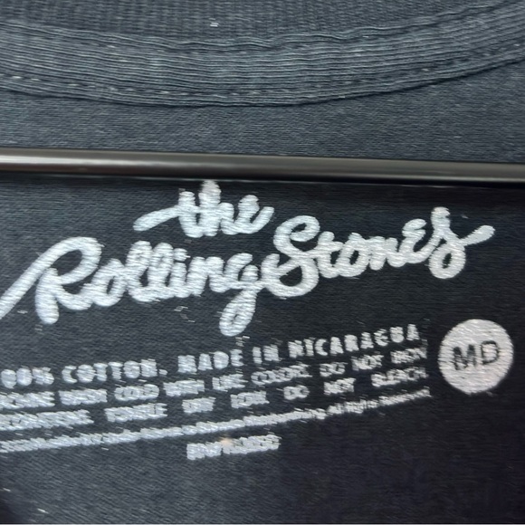 THE ROLLING STONES VOODOO LOUNGE SHORT SLEEVE WOMEN T-SHIRT SIZE MEDIUM NEW - Picture 3 of 5